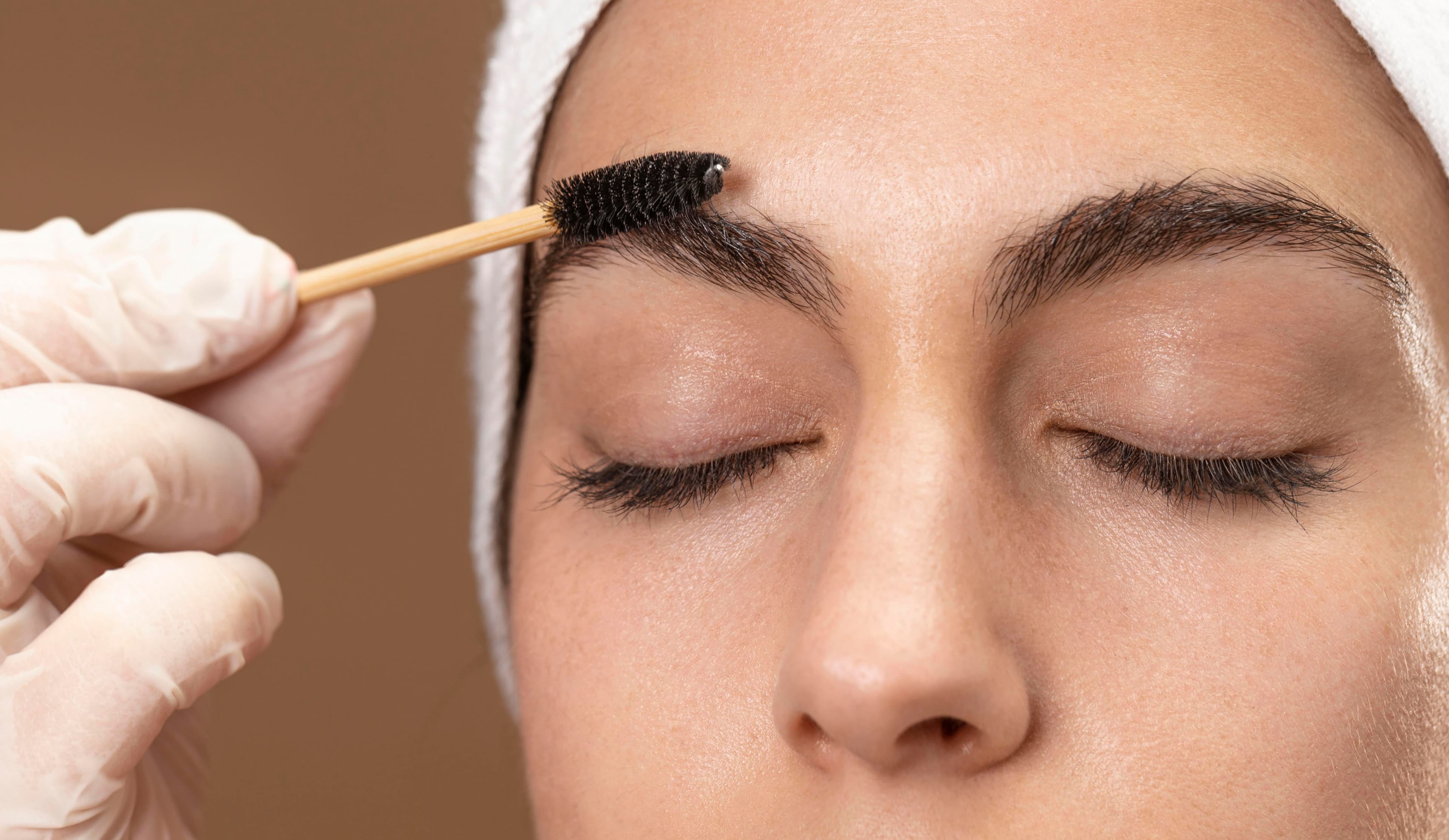 Brow Lamination: The Pro Guide to Fluffy Brows